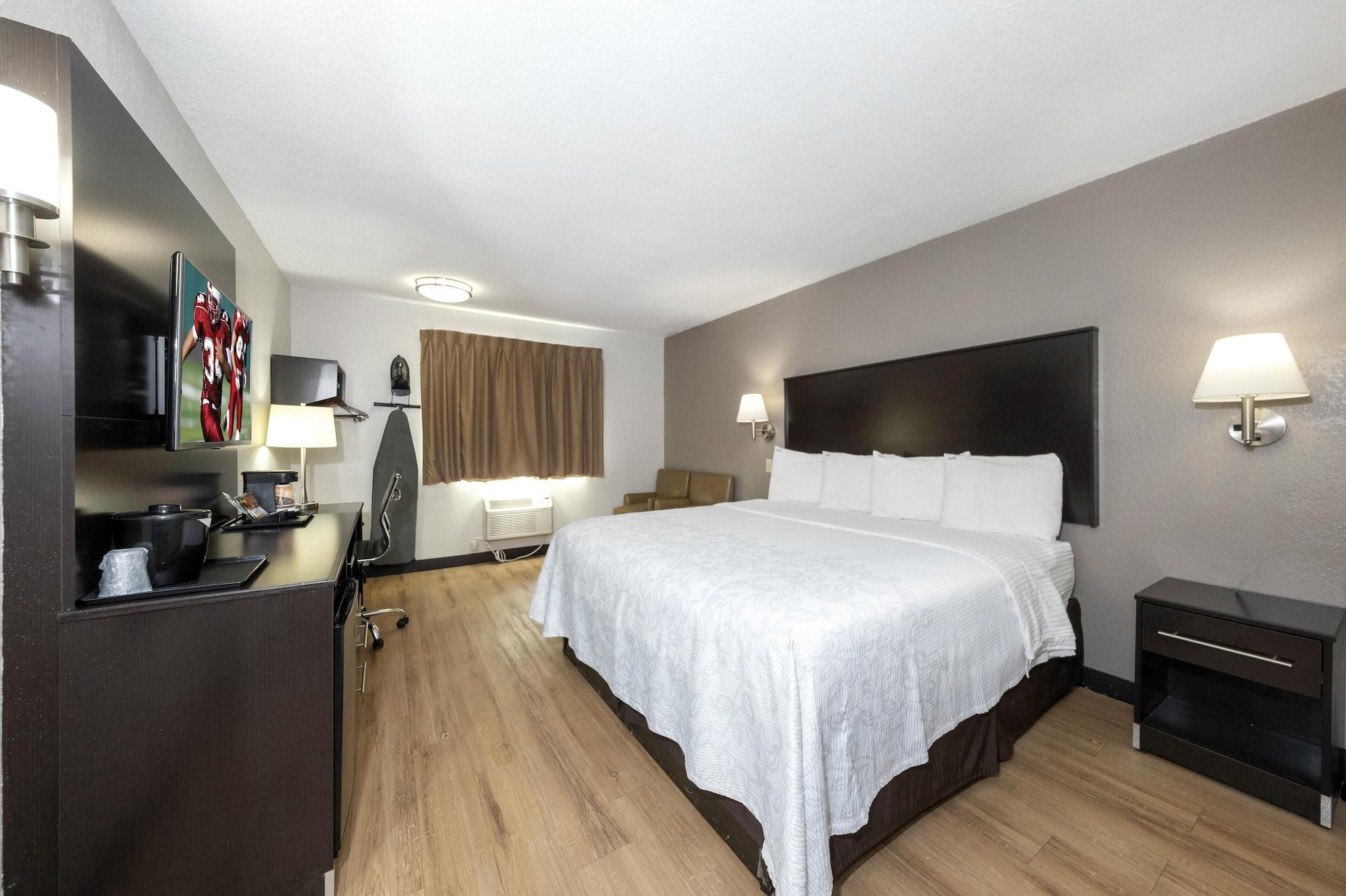 Red Roof Inn Plus+ Huntsville Luaran gambar