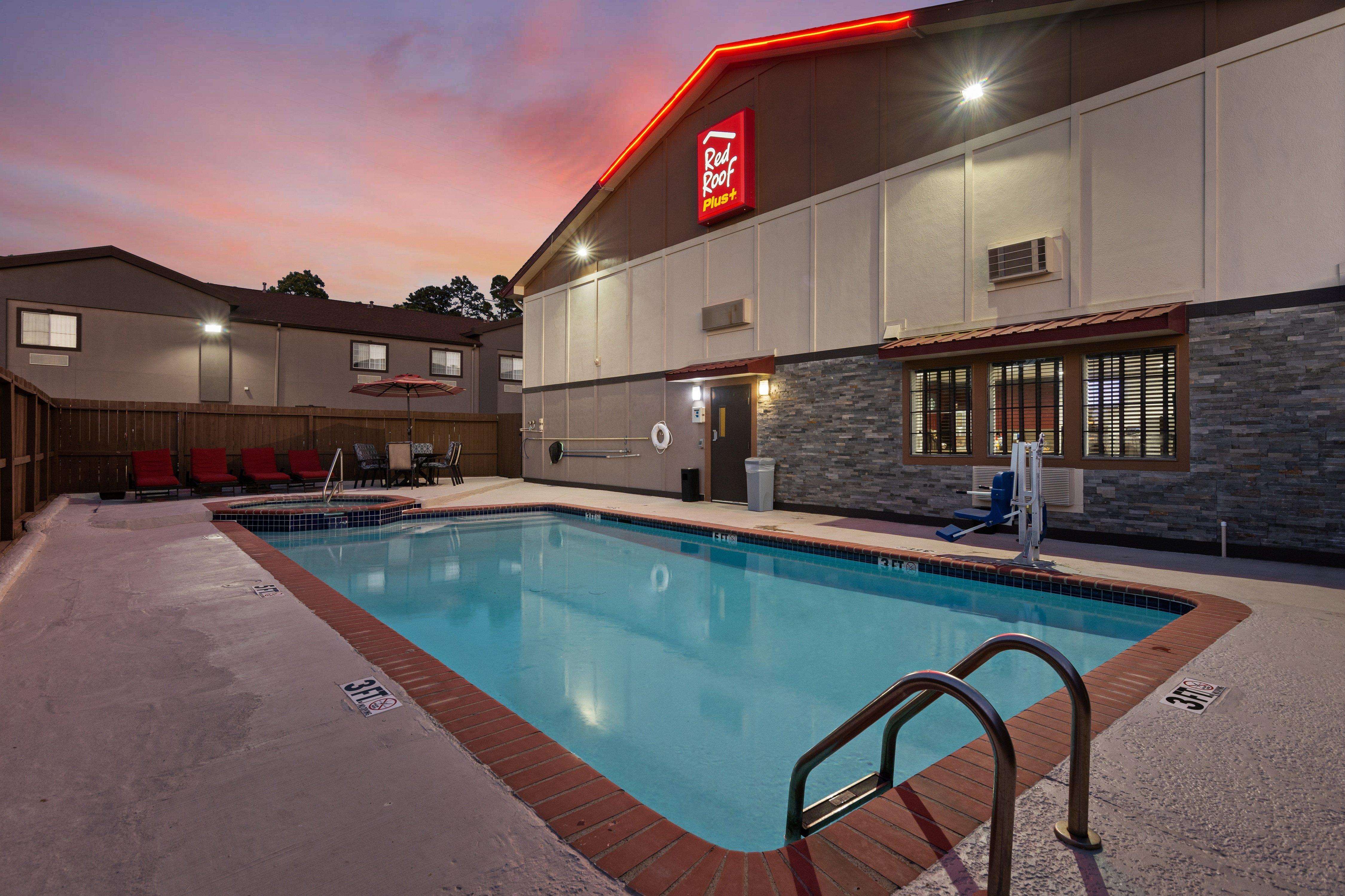 Red Roof Inn Plus+ Huntsville Luaran gambar