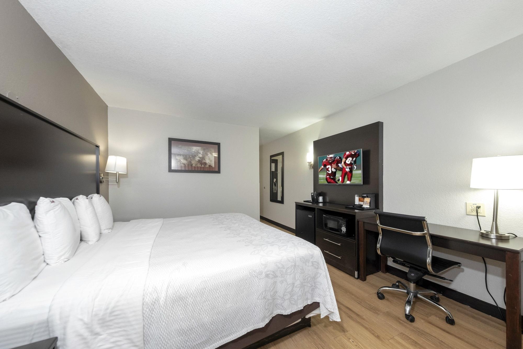 Red Roof Inn Plus+ Huntsville Luaran gambar