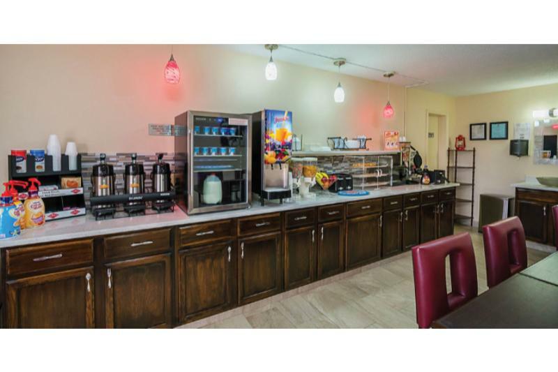 Red Roof Inn Plus+ Huntsville Luaran gambar